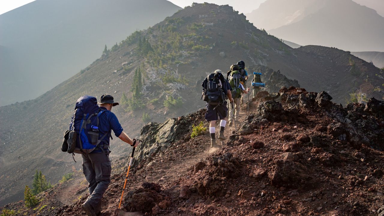 what to wear hiking