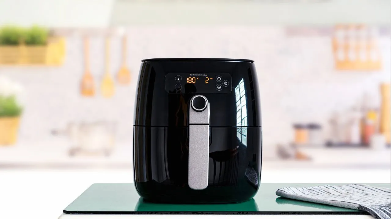 What Does an Air Fryer Do That an Oven Doesn't?